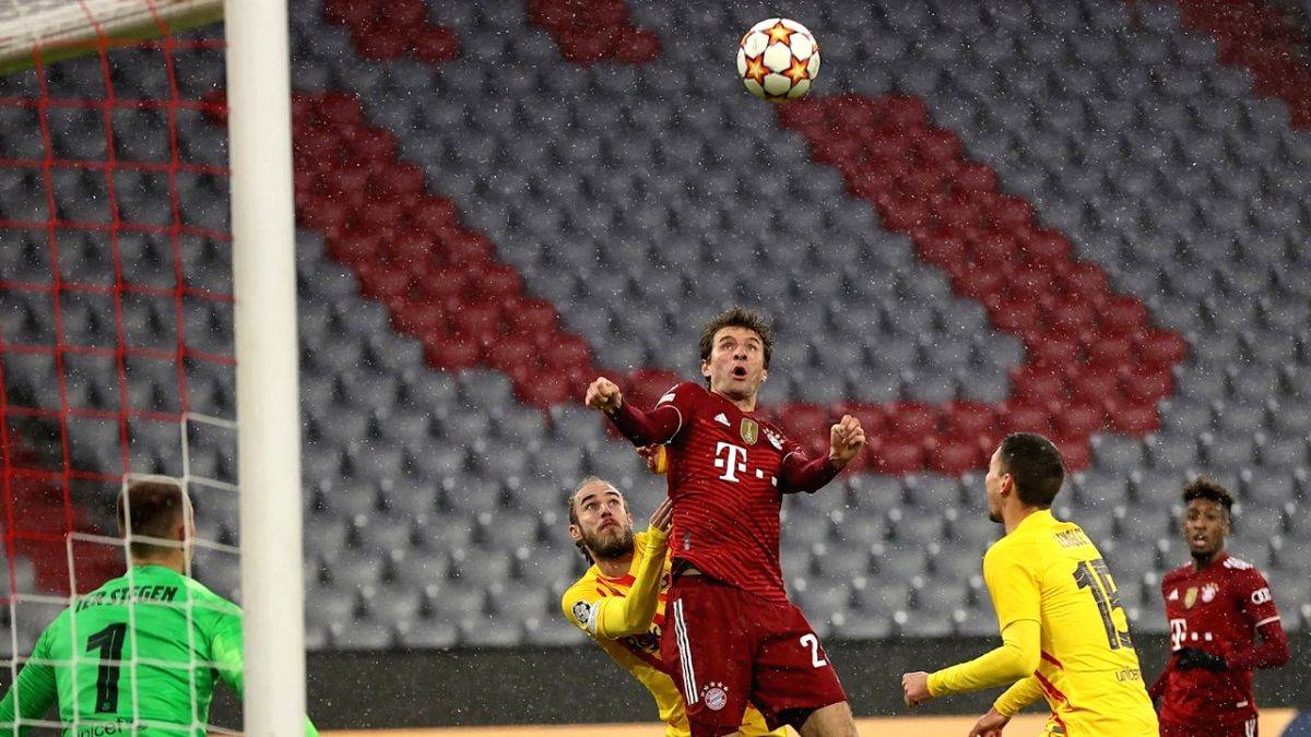 Champions League: Barca lose 3-0 to Bayern, miss knockouts for first time in 20 year - Vimarsana News