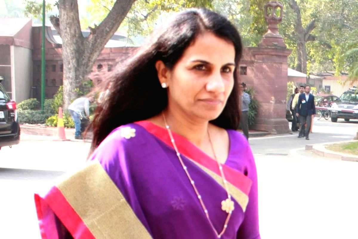 Chanda Kochhar cheated bank by sanctioning Rs 3250 cr, received kicbakcs into her husband firm, says CBI - Vimarsana News