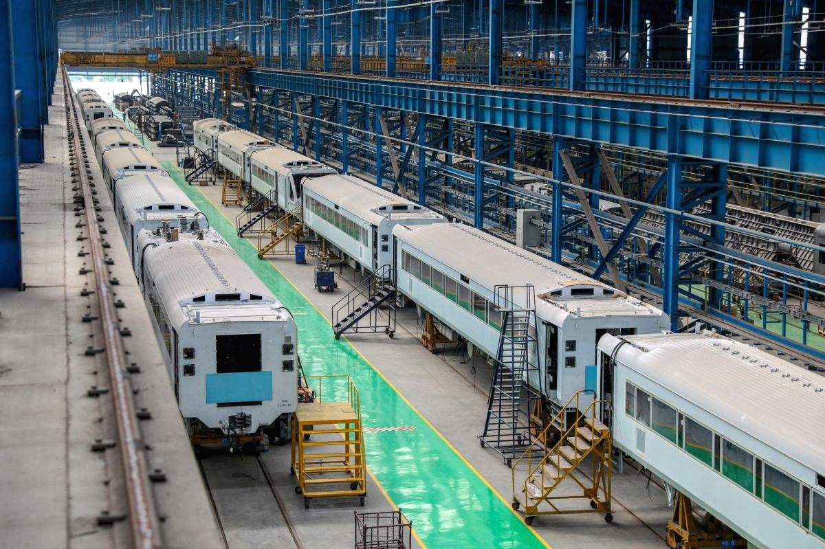 Integral Coach Factory rolled out 2,829 coaches, including 51 Vande Bharat trains, in FY24 - Vimarsana News