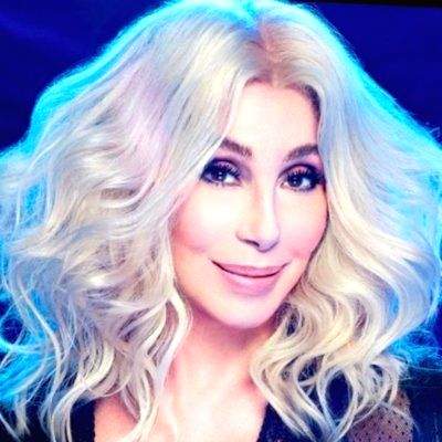 'Older men just do not like me,' says Cher - Vimarsana News