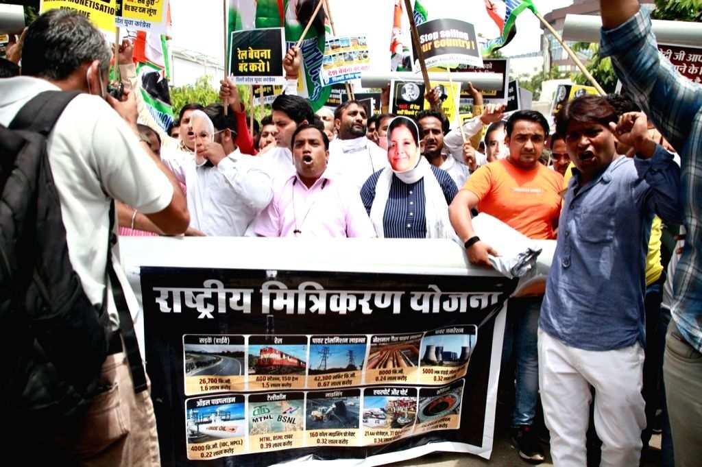 Cong ropes in Milind, Pilot to corner govt on monetisation - Vimarsana News