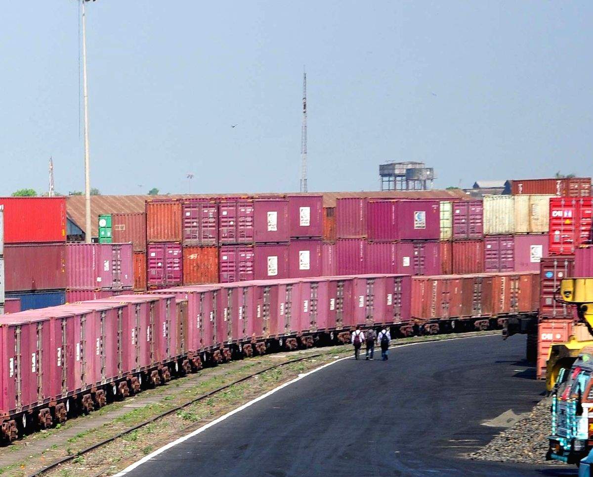 Centre urged not to reduce customs duty on UK imports - Vimarsana News