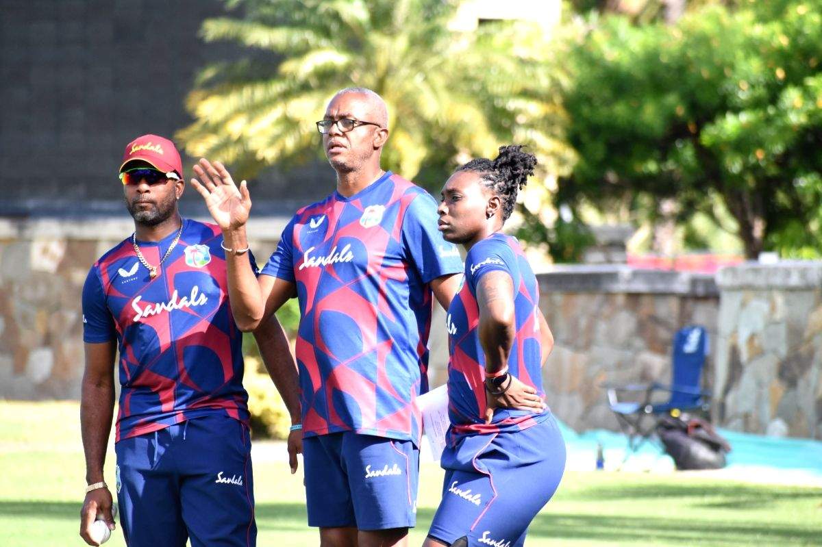 CWI not to renew Courtney Walsh's contract, to recruit new head coach for women' team - Vimarsana News