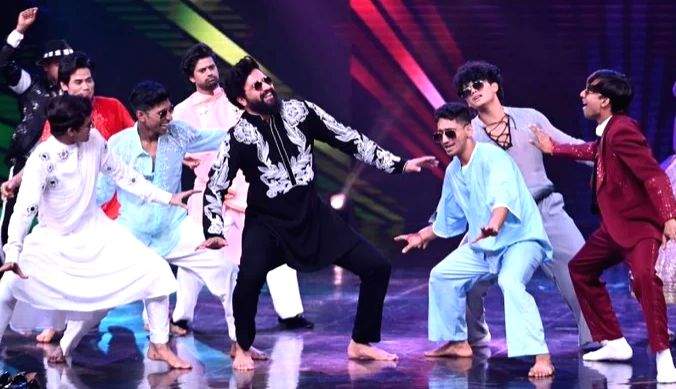 Dancing in socks is Vicky Kaushal's biggest fear - Vimarsana News