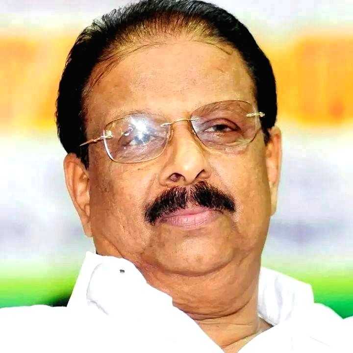 Vijayan's road travel becoming a nuisance: Congress - Vimarsana News