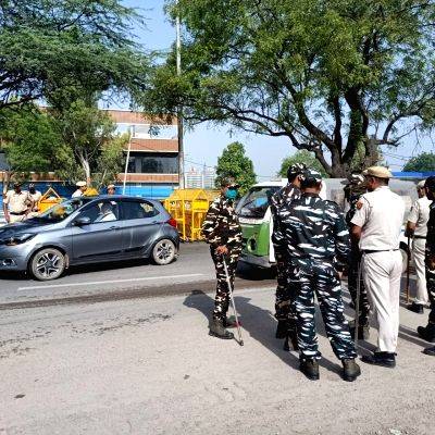 Barricades, paramilitary at all Delhi entry points ahead of farmers' solidarity show for wrestlers (Ld) - Vimarsana News