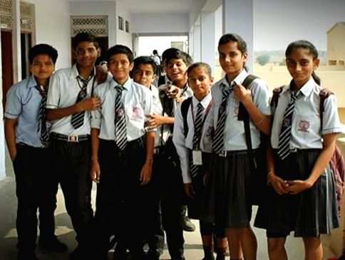 Delhi schools to reopen after winter break on Monday - Vimarsana News