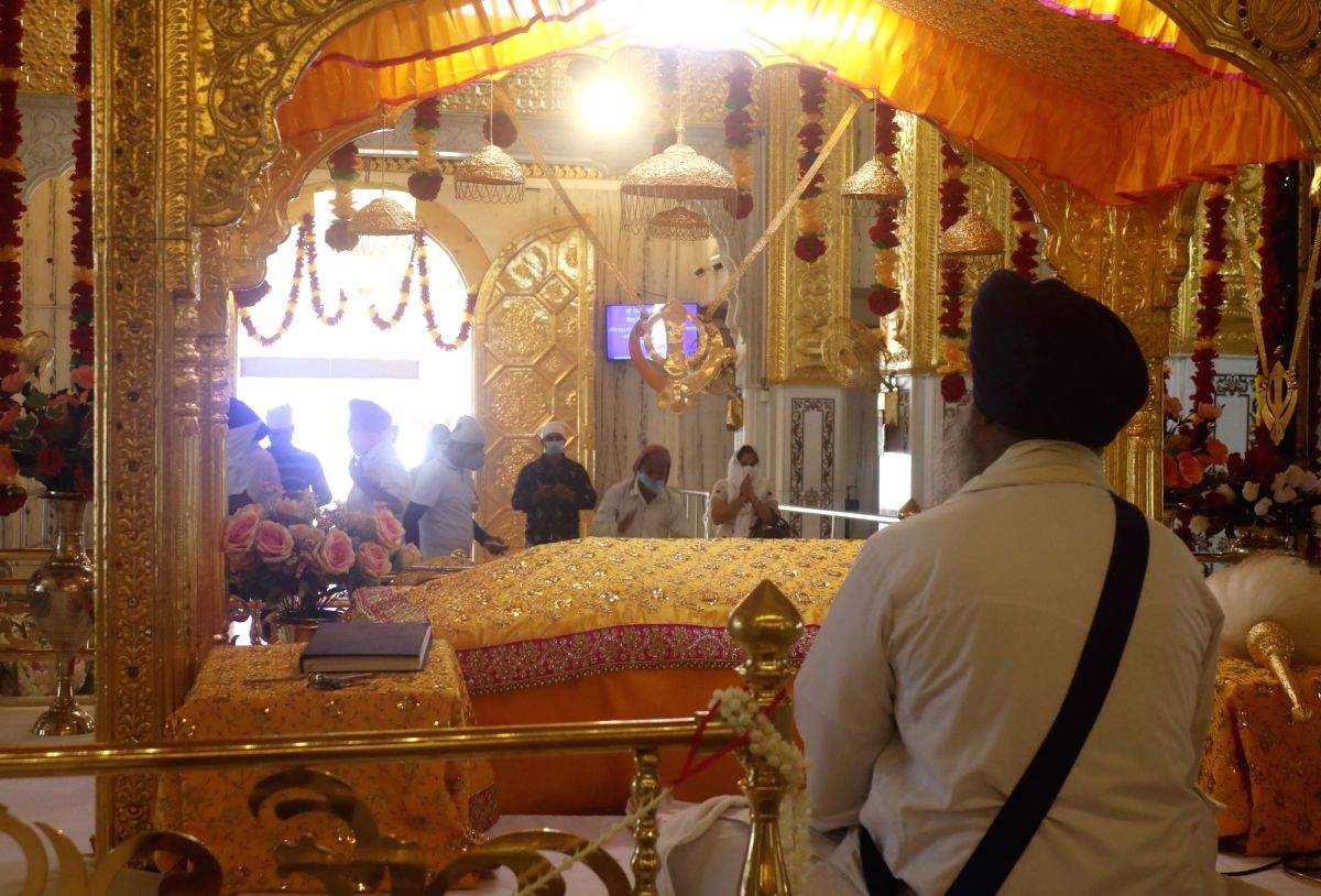 Devotees in Punjab, Haryana throng gurdwaras to mark Baisakhi - Vimarsana News