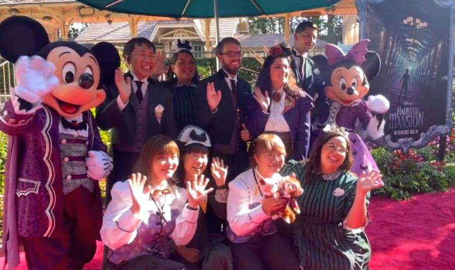 Hollywood strike effect: No actors on Disney's 'Haunted Mansion' red carpet - Vimarsana News