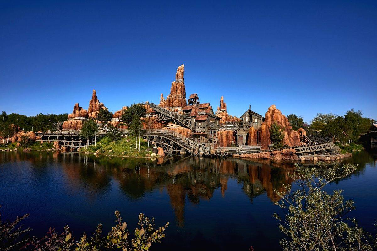 European Parliament members accidentally reach Disneyland Paris instead of Strasbourg
