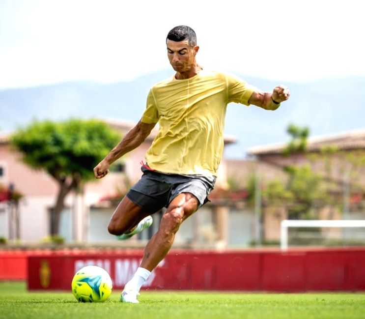 Manchester United coach Erik ten Hag confirms Ronaldo's availability against Sheriff - Vimarsana News