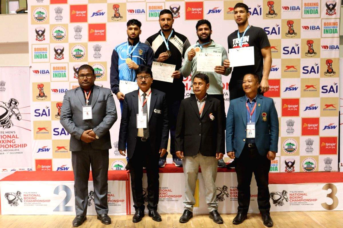 Elite Men's National Boxing: Amit Panghal, Shiva Thapa win gold as SSCB defend their crown - Vimarsana News
