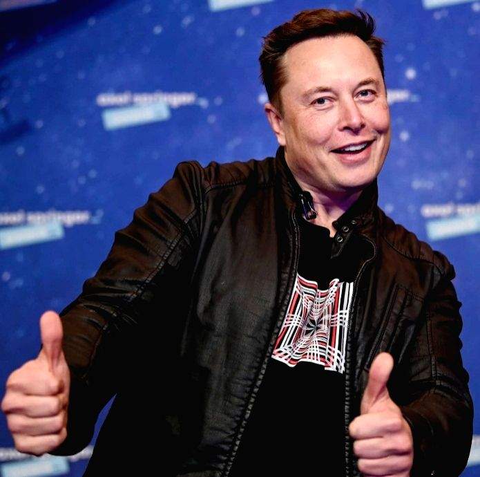Elon Musk is Twitter CEO as company braces for deeper layoffs - Vimarsana News