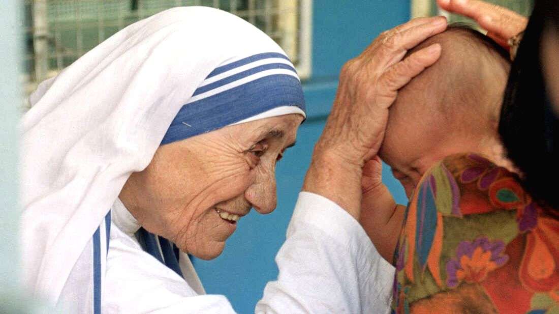 Eminent personalities, groups conferred 'Mother Teresa Awards-2023' in Mumbai - Vimarsana News