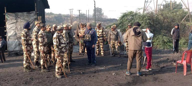 4 killed in clash with security forces in Dhanbad - Vimarsana News
