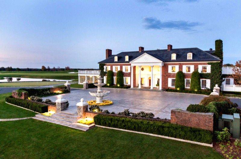Ex-staffer at Trump National Golf Club files sexual harassment lawsuit - Vimarsana News