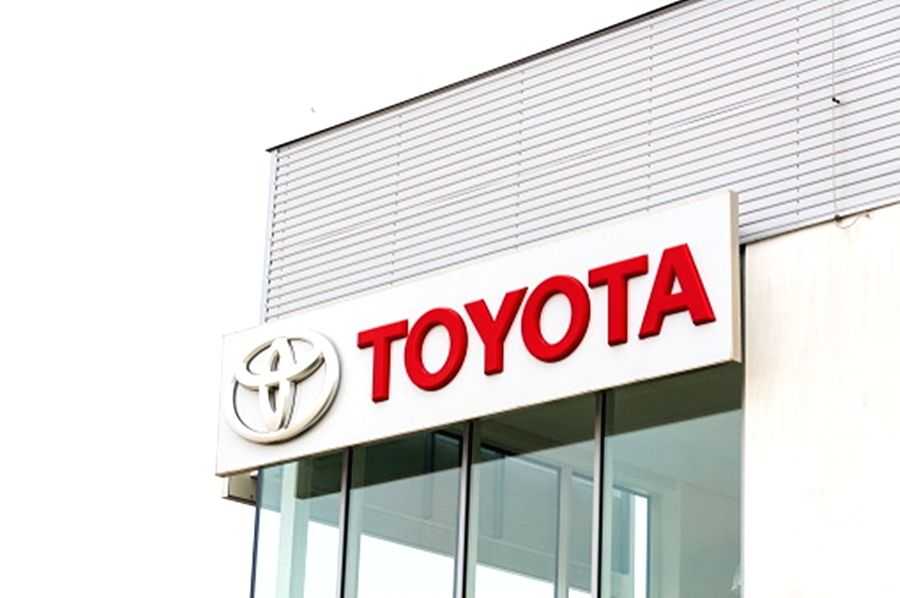 Toyota launches lifestyle utility vehicle Hilux - Vimarsana News