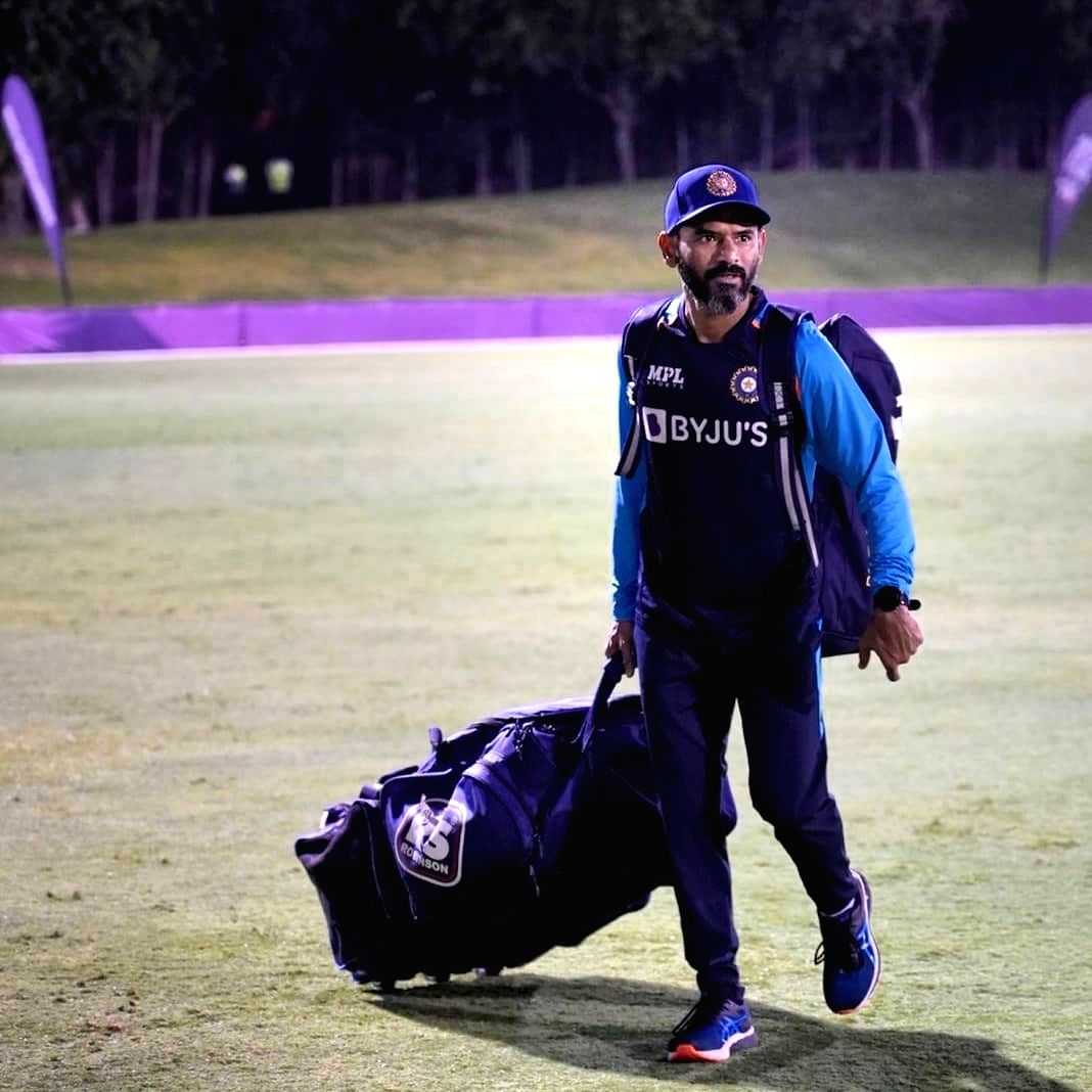 Fielding coach Sridhar thanks BCCI, players before last assignment with Team India - Vimarsana News