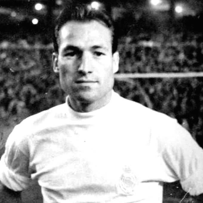 Former Barca forward Justo Tejada passes dies aged 88 - Vimarsana News