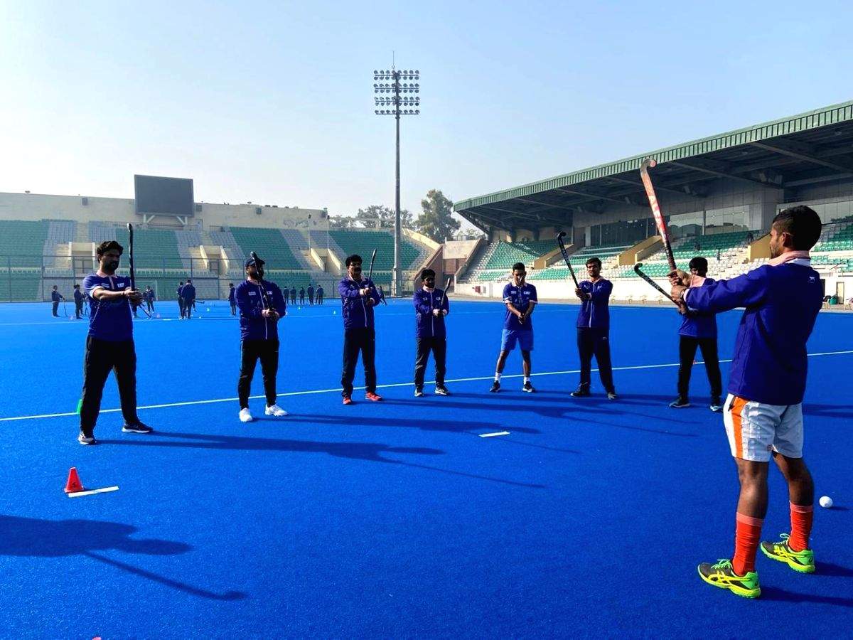 Former players undertake HI's Level 1 Coaching Course - Vimarsana News
