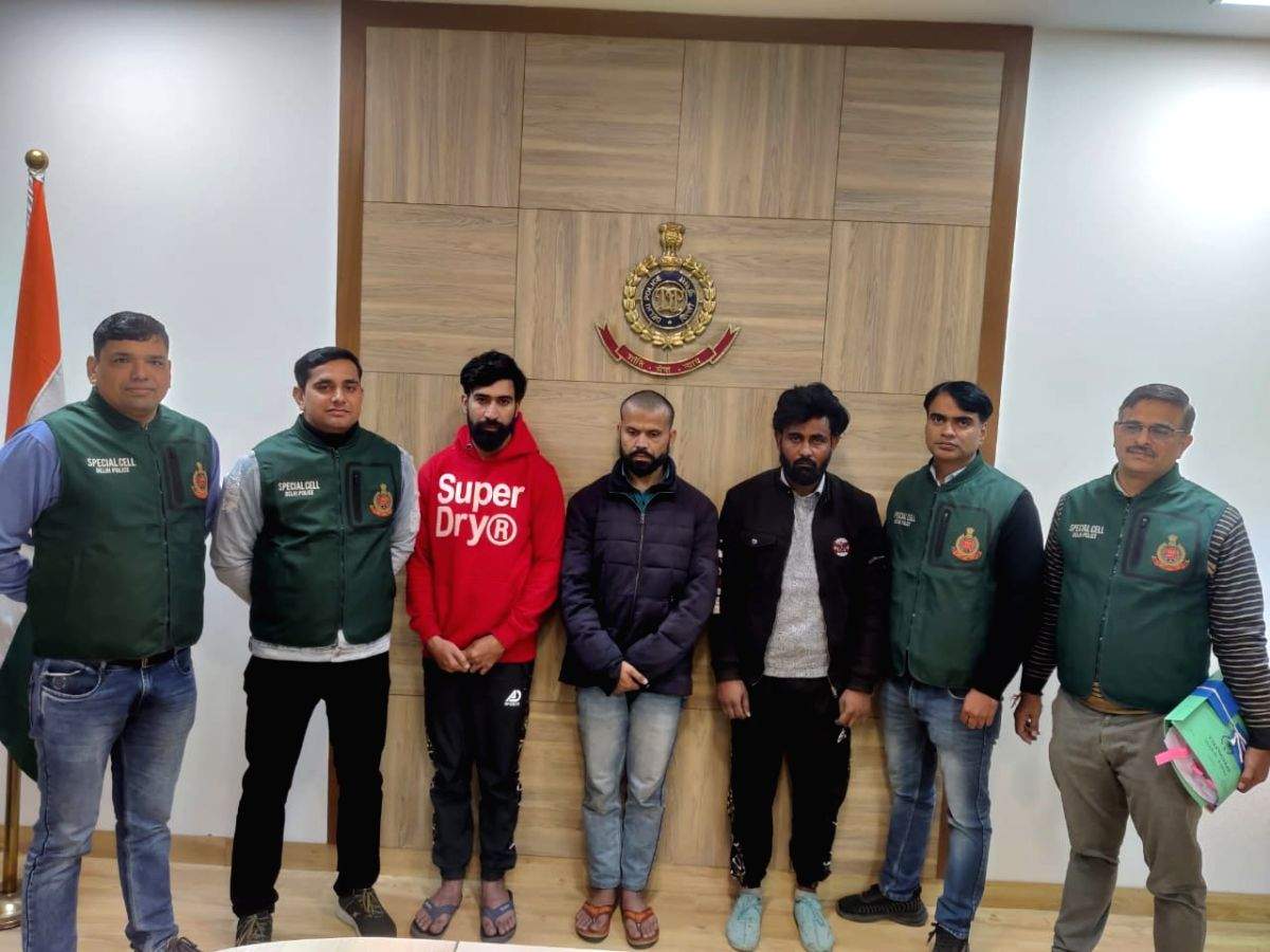 Four fraudsters, posing Finance Ministry, RBI officials, nabbed for cheating 3,000 - Vimarsana News