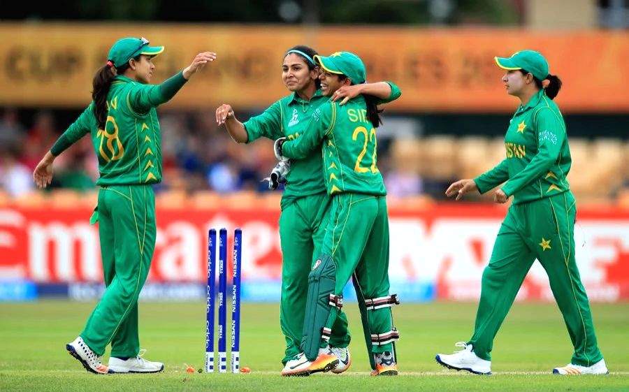 Four uncapped women cricketers earn maiden central contracts from PCB - Vimarsana News