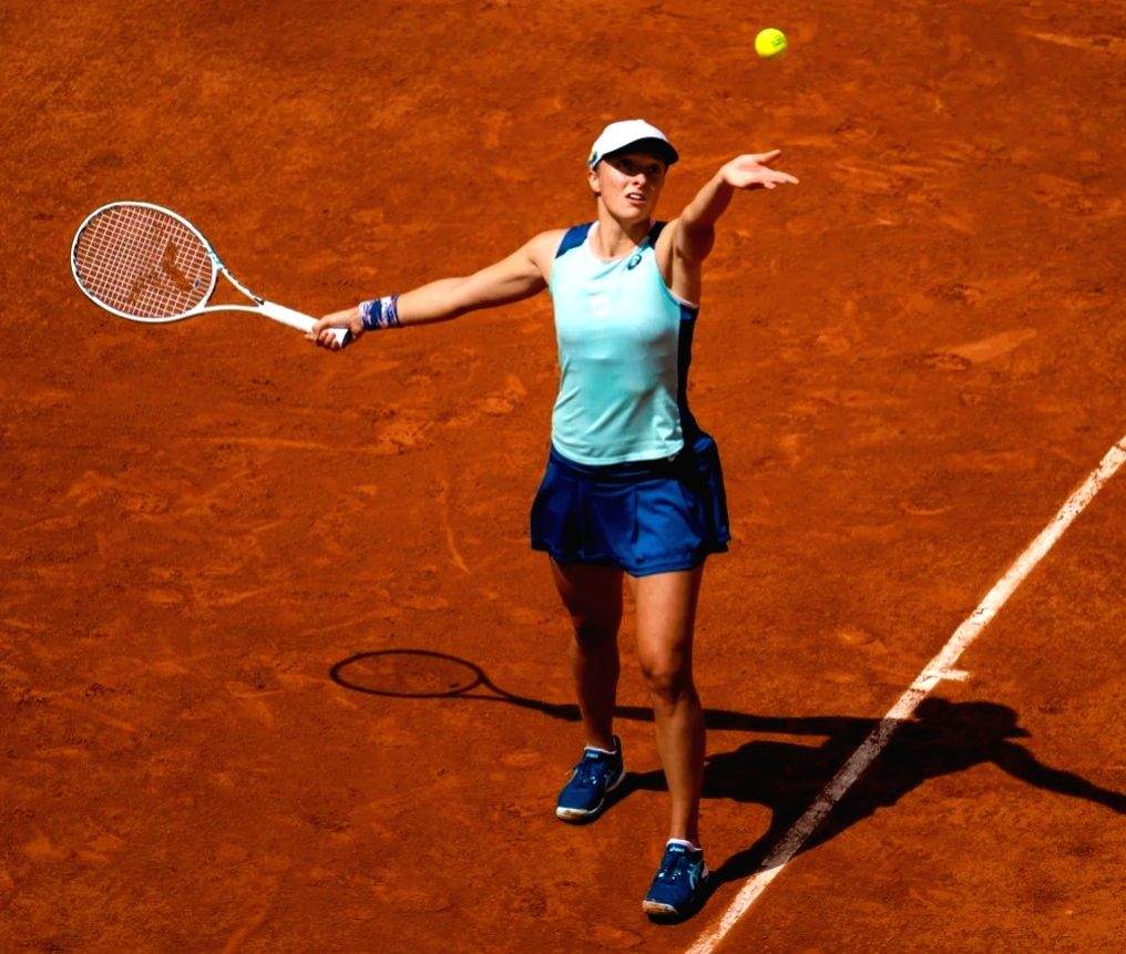 French Open: Swiatek beats Pegula, moves to semifinals - Vimarsana News