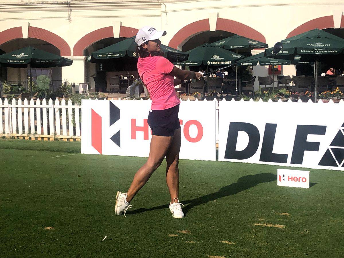 Golf: Neha Tripathi stays steady to win third title of the season in 15th Leg of WPGT - Vimarsana News