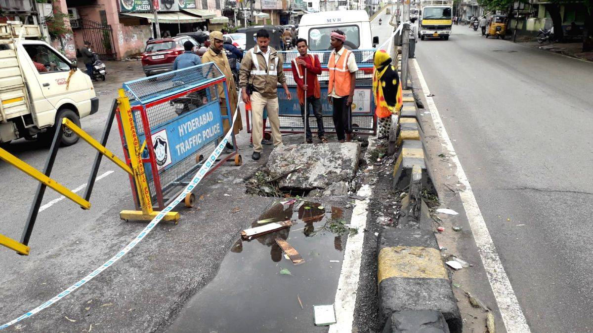 Good Samaritan trying to save others killed in Hyderabad - Vimarsana News