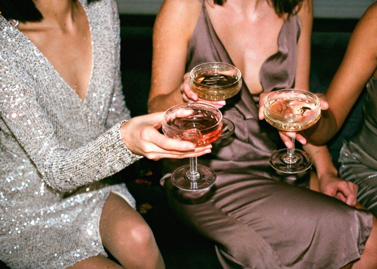 Grab your favourite theme on this New Year Party - Vimarsana News