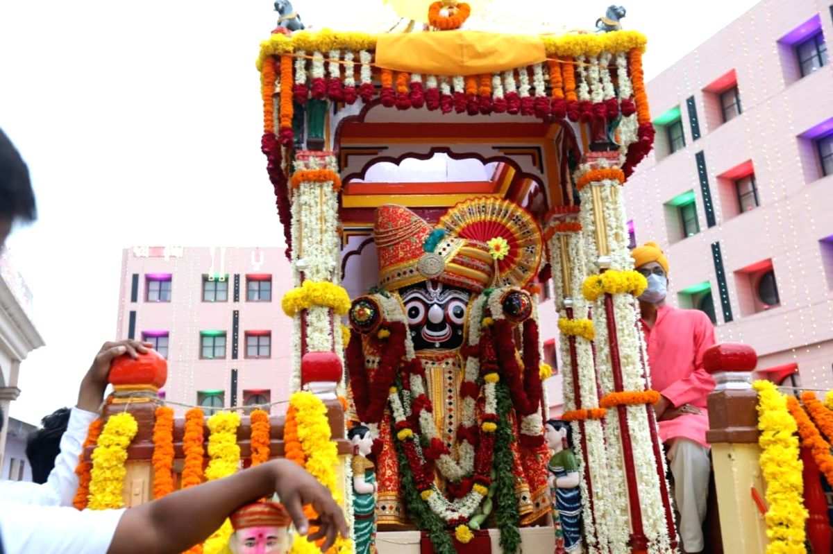 For Ahmedabad residents, 'Rath Yatra' an occasion to be philanthropic - Vimarsana News