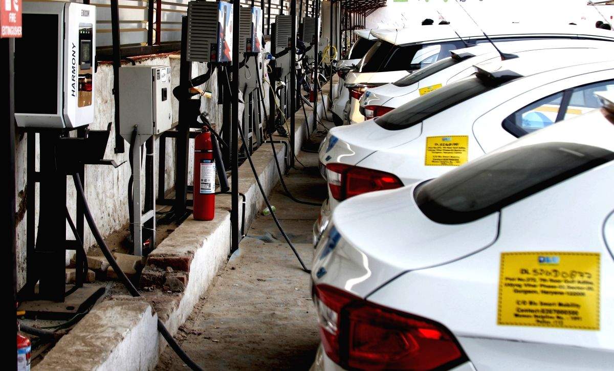 Delhi airport deploys EVs - Vimarsana News