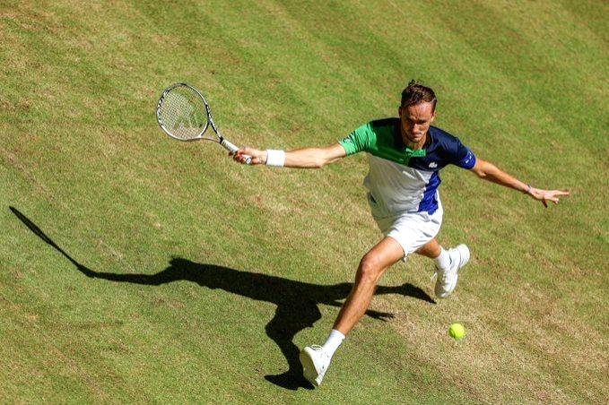 Halle Open: Medvedev races past Goffin in first round - Vimarsana News