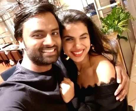 Tollywood singer couple deny rumours of separation with humorous posts - Vimarsana News