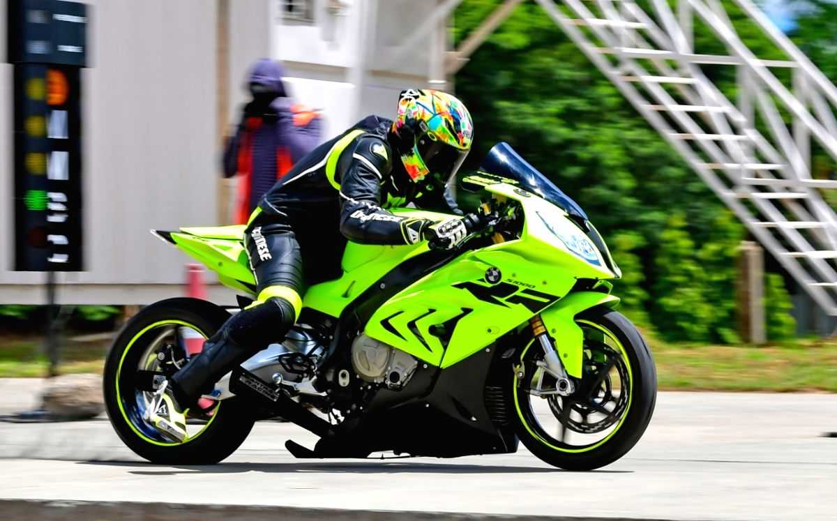 Hemanth Mudappa breaks record in National Drag Racing - Vimarsana News