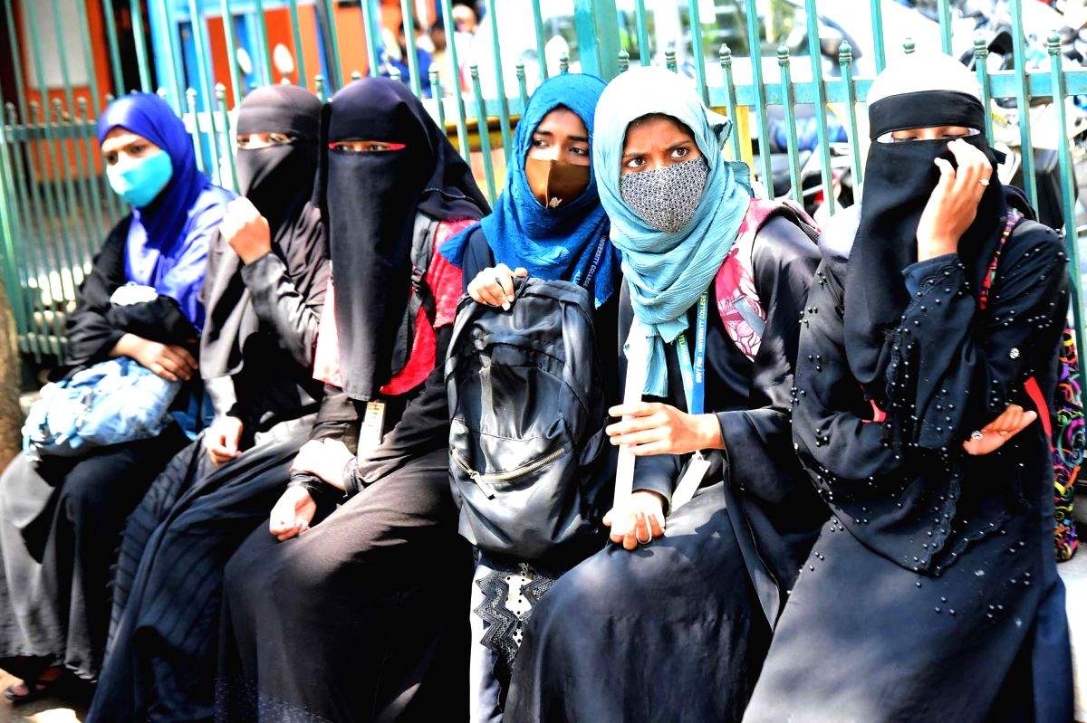 Hijab row: K'taka HC resumes hearing; many students boycott exams - Vimarsana News