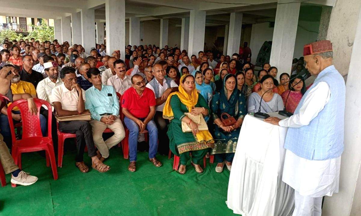 Himachal BJP veteran and two-time CM Dhumal defeated, but not politically over - Vimarsana News