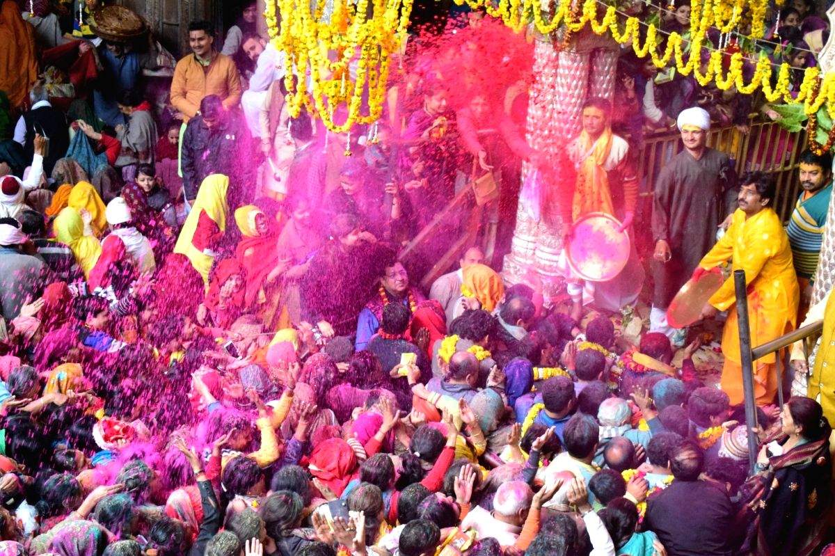 Holi spreads colours of joy in Braj mandal to dispel Covid gloom - Vimarsana News