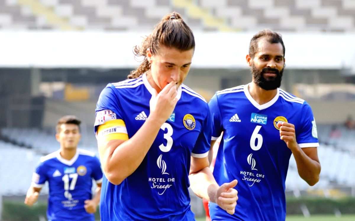 I-League: Robertson's brace helps Real Kashmir to 3-1 win over Aizawl - Vimarsana News