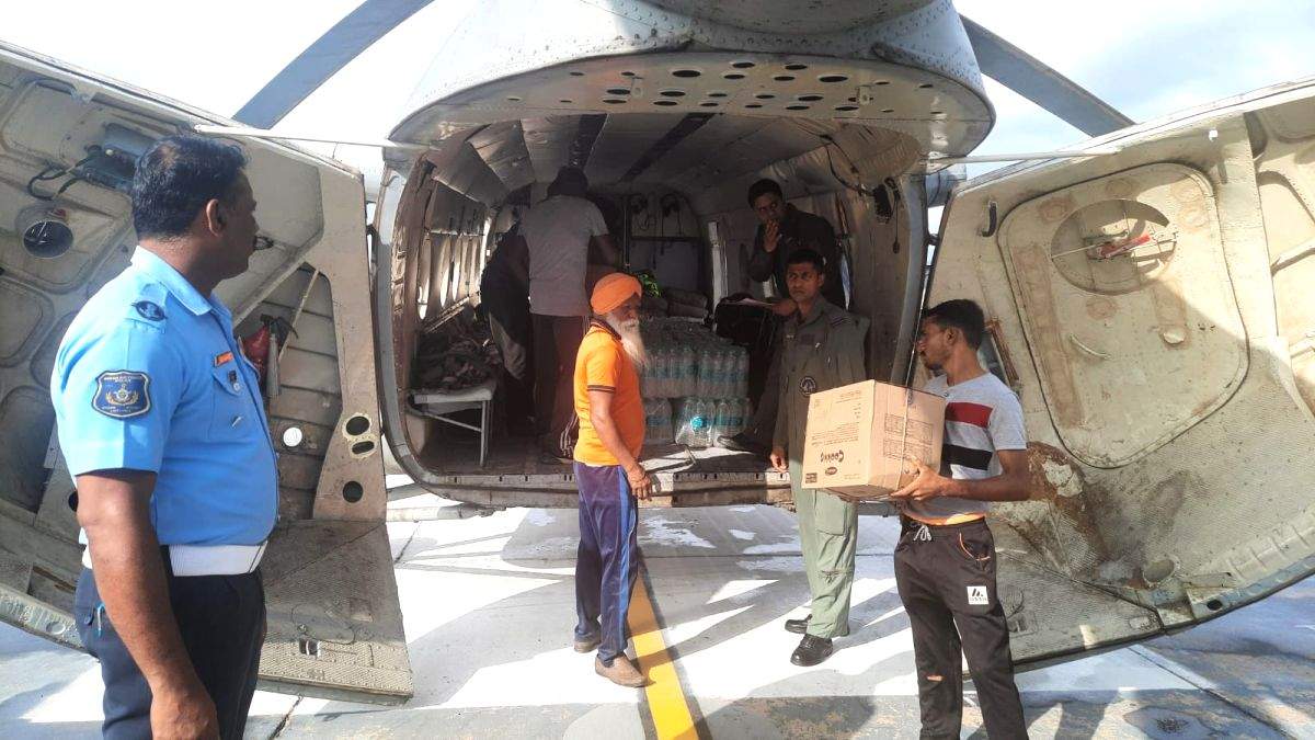 IAF rescues 126 people; distributes relief materials in Punjab, Himachal & Hry - Vimarsana News
