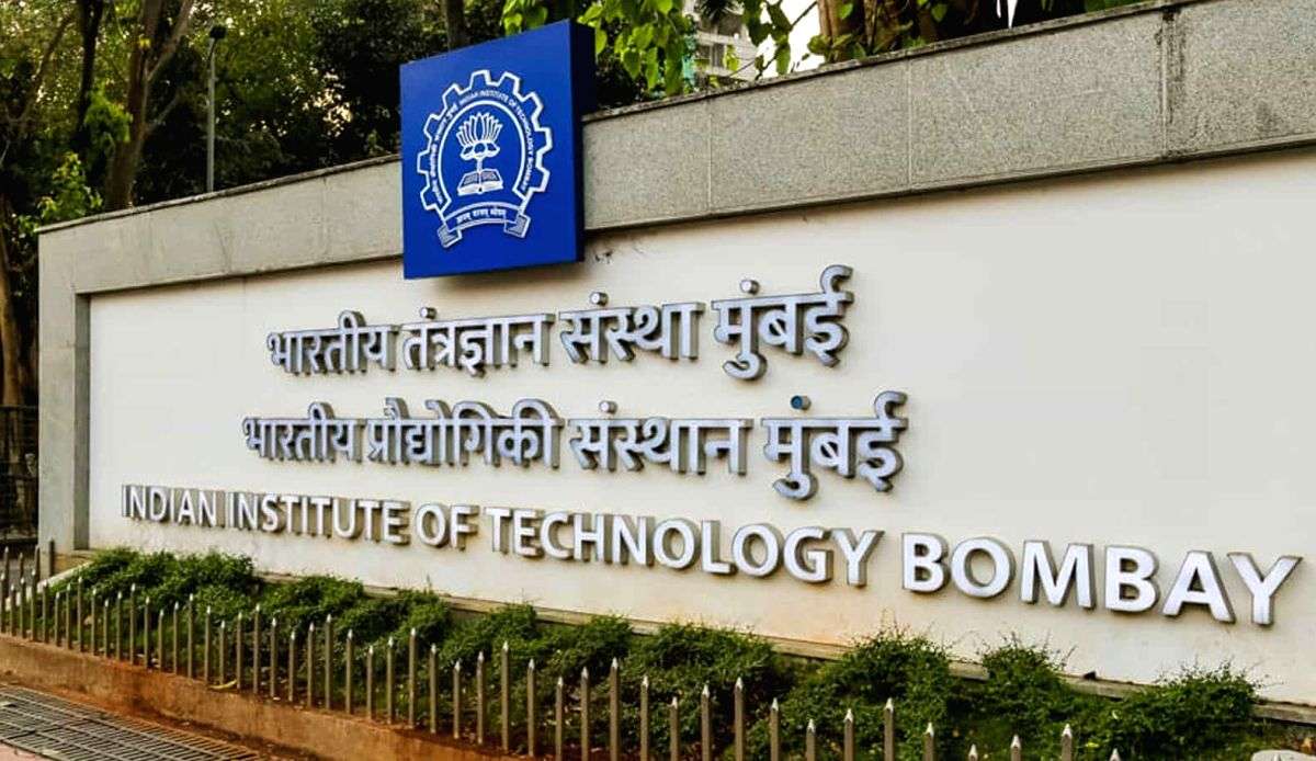 Parents junk IIT-B's probe report on Darshan Solanki suicide - Vimarsana News