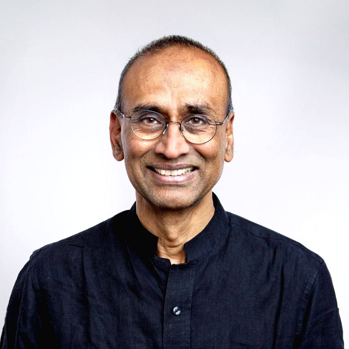 India-born Venki Ramakrishnan awarded British Order of Merit - Vimarsana News