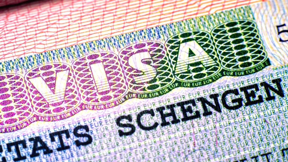 Visa scam racket busted in Delhi, 3 arrested - Vimarsana News