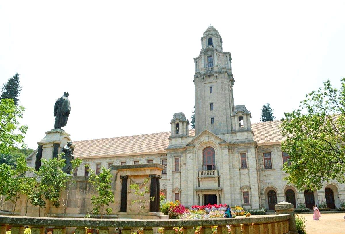 IISc develops 3D printed gloves for rehabilitating stroke patients - Vimarsana News