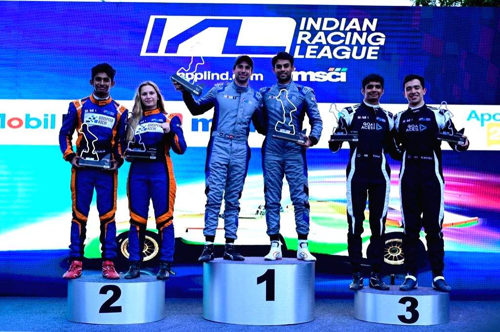 Indian Racing League: Hyderabad Black Birds dominate 2nd-weekend races - Vimarsana News