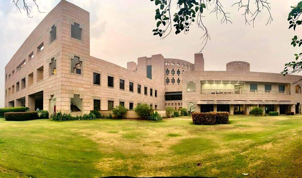 ISB placements: Average salary at all-time high - Vimarsana News