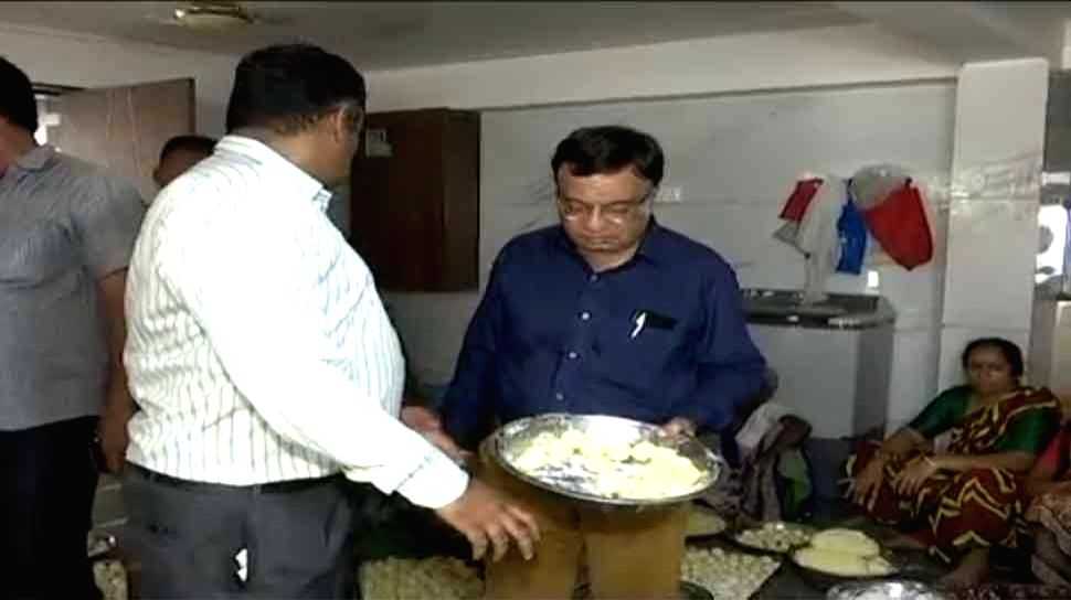 Industrial starch, chemical grade citric acid used for making fasting snacks in Gujarat - Vimarsana News