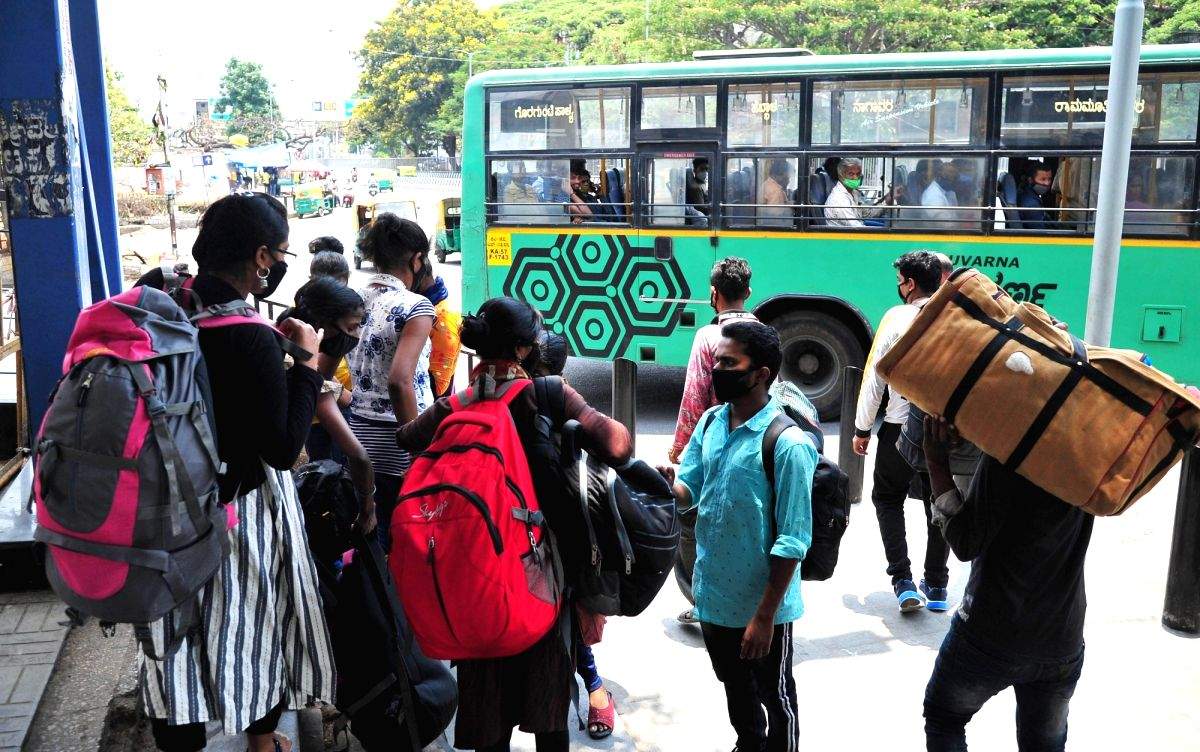 Karnataka deploys buses to ferry 3 lakh passengers to various destinations - Vimarsana News