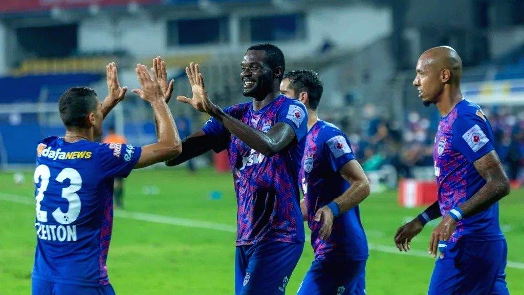 ISL 2021-22: Bengaluru FC's first-half blitz sinks Mumbai City FC - Vimarsana News