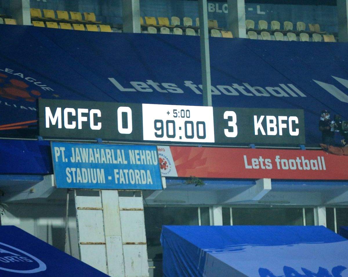 ISL 2021-22: Mumbai City FC suffer shock defeat to Kerala Blasters - Vimarsana News
